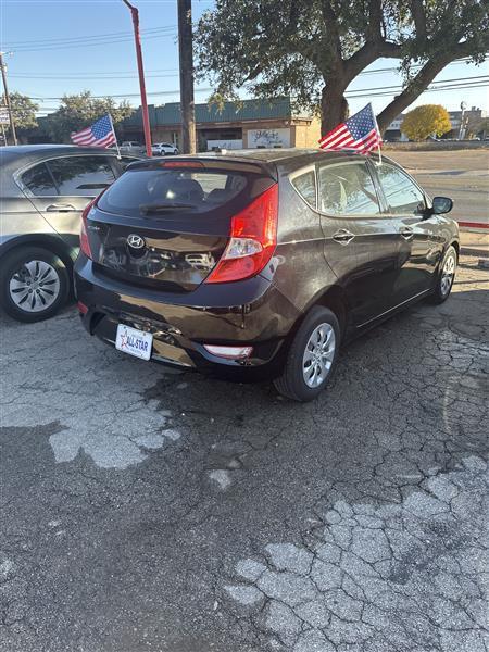Hyundai Accent 5dr HB Auto SE 2016