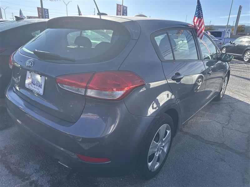 Kia Forte 5-Door 5dr HB Auto LX 2016