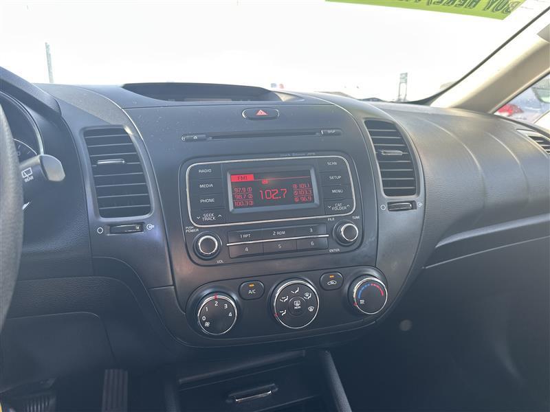 Kia Forte 5-Door 5dr HB Auto LX 2016