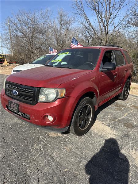 Ford Escape FWD 4dr XLT 2010