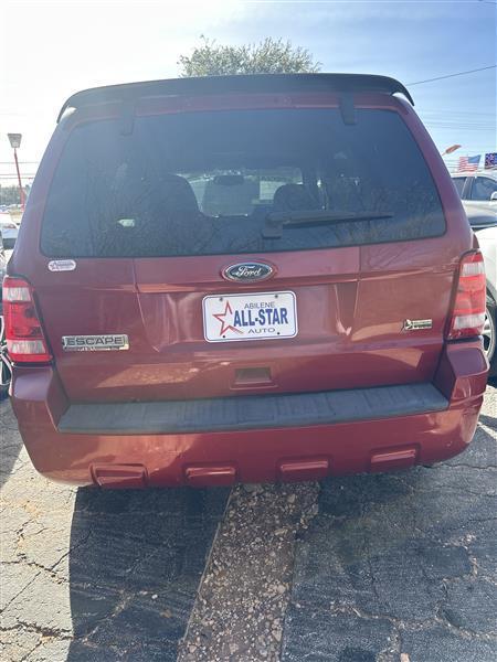 Ford Escape FWD 4dr XLT 2010