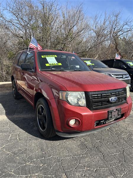 Ford Escape FWD 4dr XLT 2010
