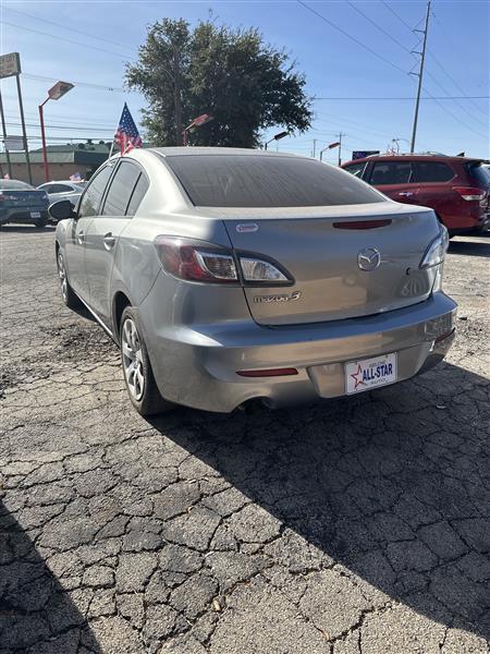 Mazda MAZDA3 4dr Sdn Man i SV 2013