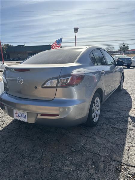 Mazda MAZDA3 4dr Sdn Man i SV 2013