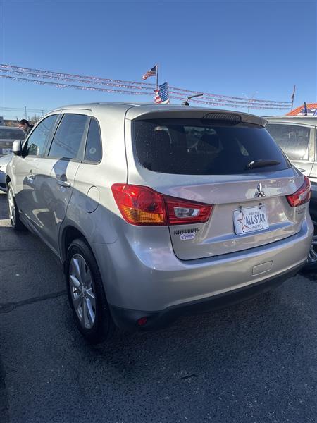 Mitsubishi Outlander Sport 2WD 4dr CVT ES 2015