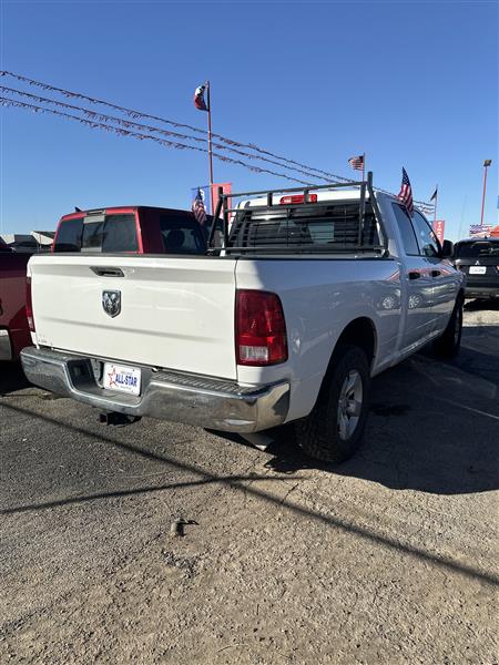 RAM 1500 Tradesman 4x2 Quad Cab 6'4" Box 2018