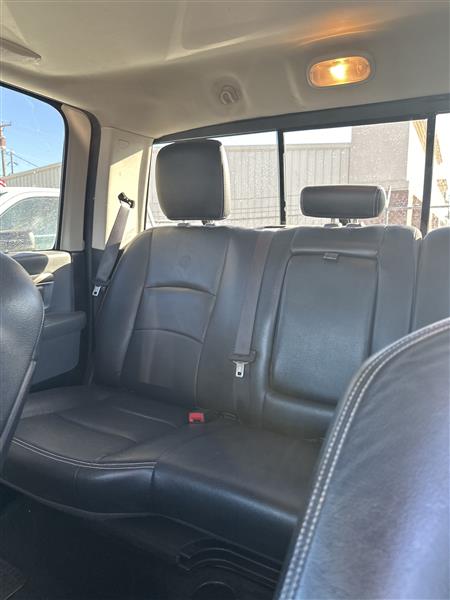 RAM 1500 4WD Crew Cab 140.5" Lone Star 2014