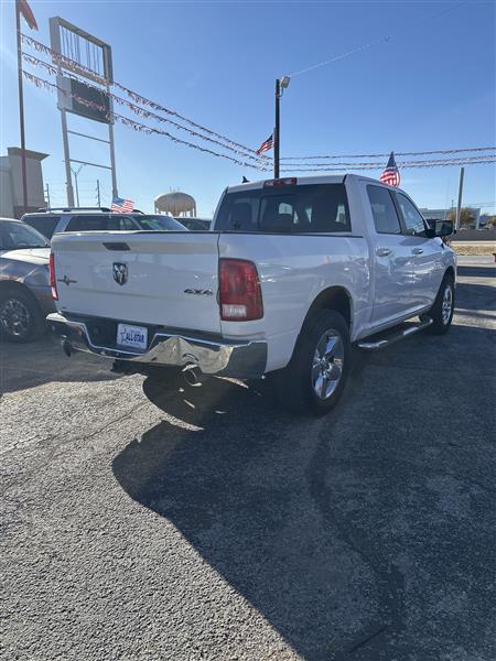 RAM 1500 4WD Crew Cab 140.5" Lone Star 2016