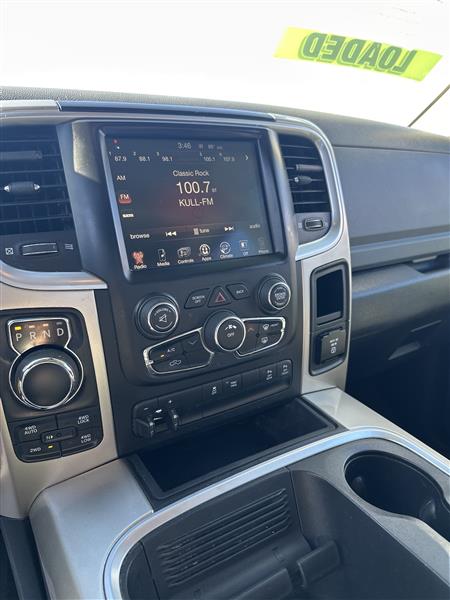 RAM 1500 4WD Crew Cab 140.5" Lone Star 2016