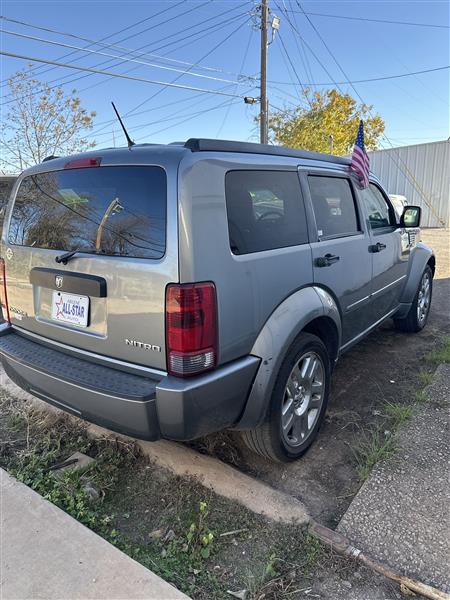 Dodge Nitro 2WD 4dr Heat 2011