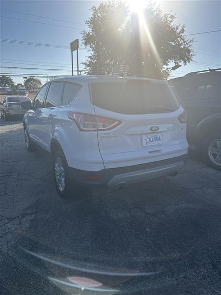 Ford Escape FWD 4dr SE 2016