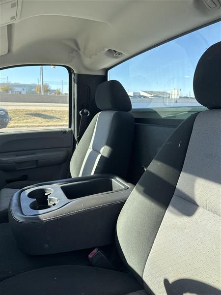 Chevrolet Silverado 1500 2WD Reg Cab 133.0" Work Truck 2008