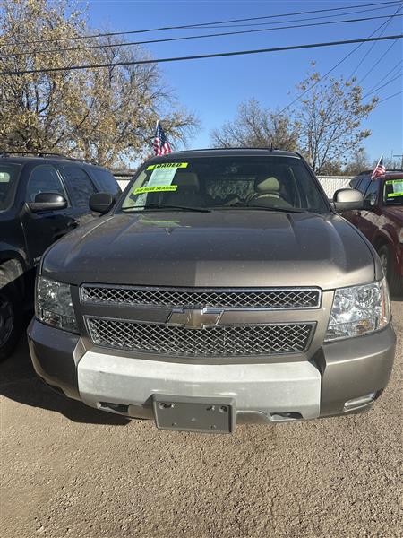 Chevrolet Tahoe 4WD 4dr 1500 LT 2011