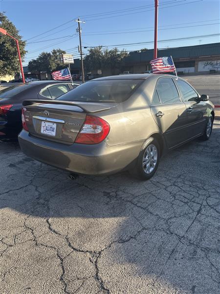 Toyota Camry 4dr Sdn XLE V6 Auto (Natl) 2004