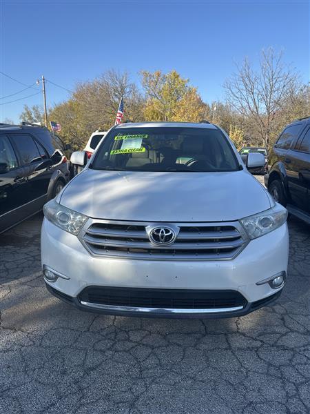 Toyota Highlander FWD 4dr V6 Base (Natl) 2011