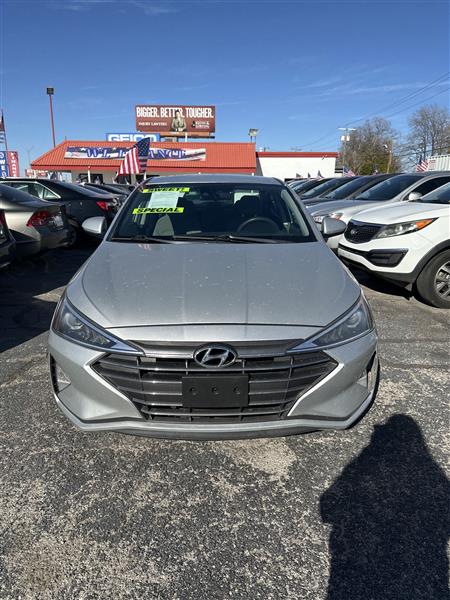 Hyundai Elantra SEL Auto 2019