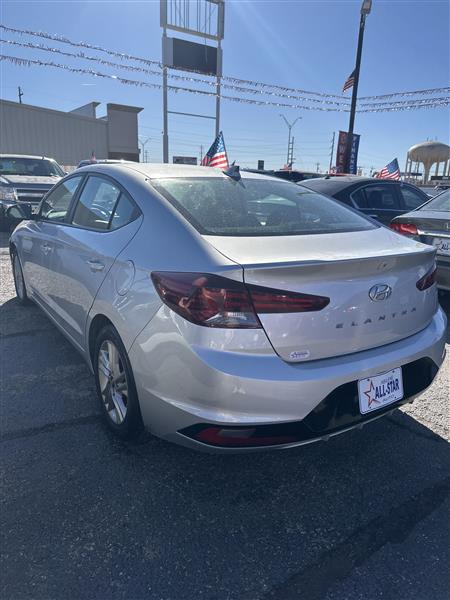 Hyundai Elantra SEL Auto 2019