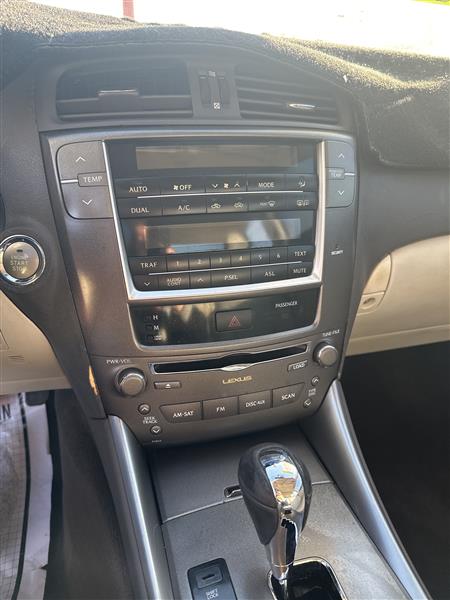 Lexus IS 250 4dr Sport Sdn Man RWD 2009