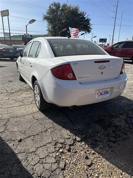 Chevrolet Cobalt 4dr Sdn LS 2009