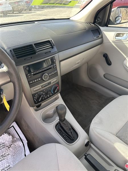 Chevrolet Cobalt 4dr Sdn LS 2009