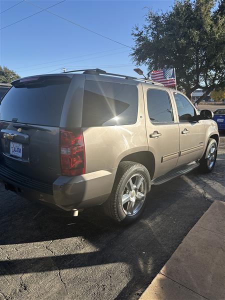 Chevrolet Tahoe 2WD 4dr 1500 LT 2012
