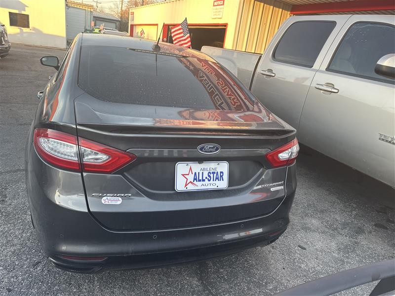 Ford Fusion 4dr Sdn Titanium FWD 2015