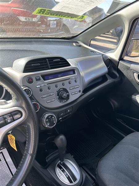 Honda Fit 5dr HB Auto Sport 2010