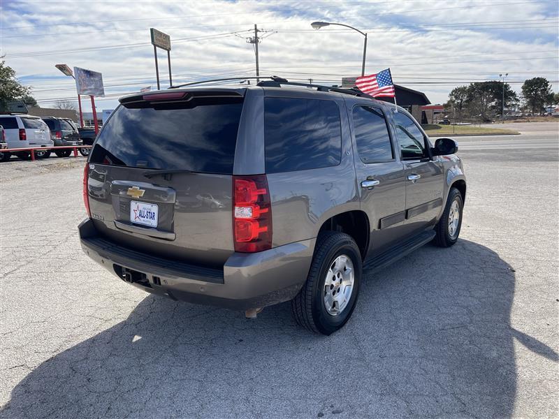 Chevrolet Tahoe 2WD 4dr 1500 LT 2013