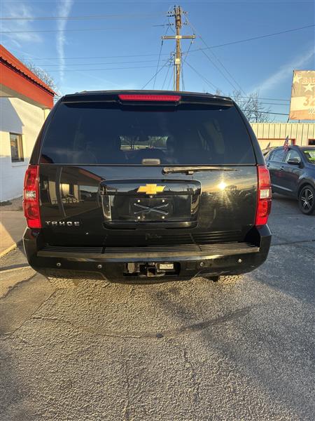 Chevrolet Tahoe 4WD 4dr LT 2014