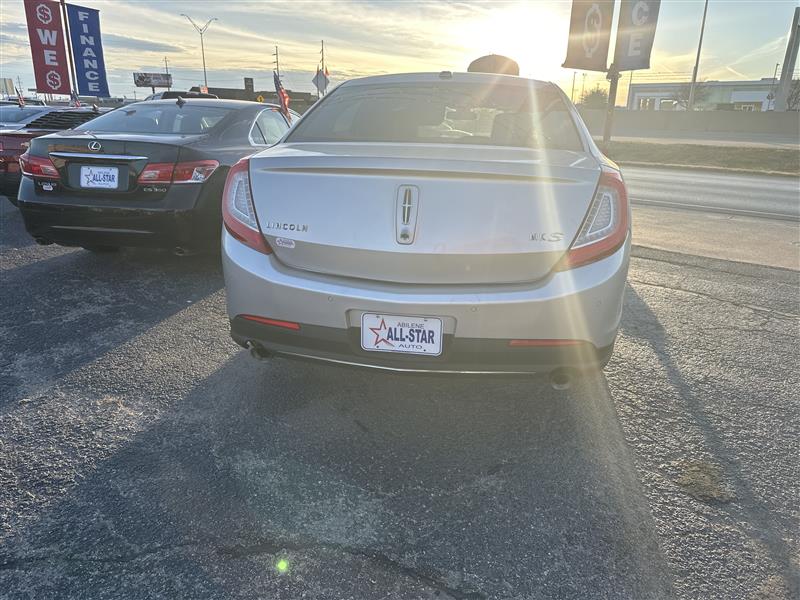 Lincoln MKS 4dr Sdn 3.7L FWD 2013