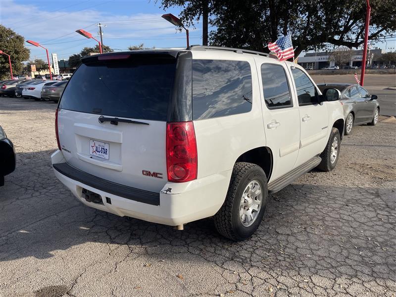 GMC Yukon 2WD 4dr 1500 SLE w/3SA 2008