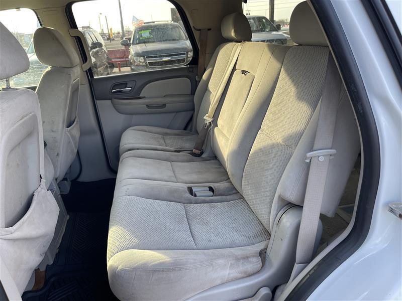 GMC Yukon 2WD 4dr 1500 SLE w/3SA 2008