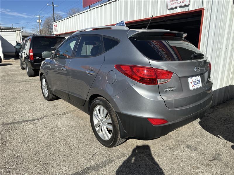 Hyundai Tucson FWD 4dr Auto Limited 2011