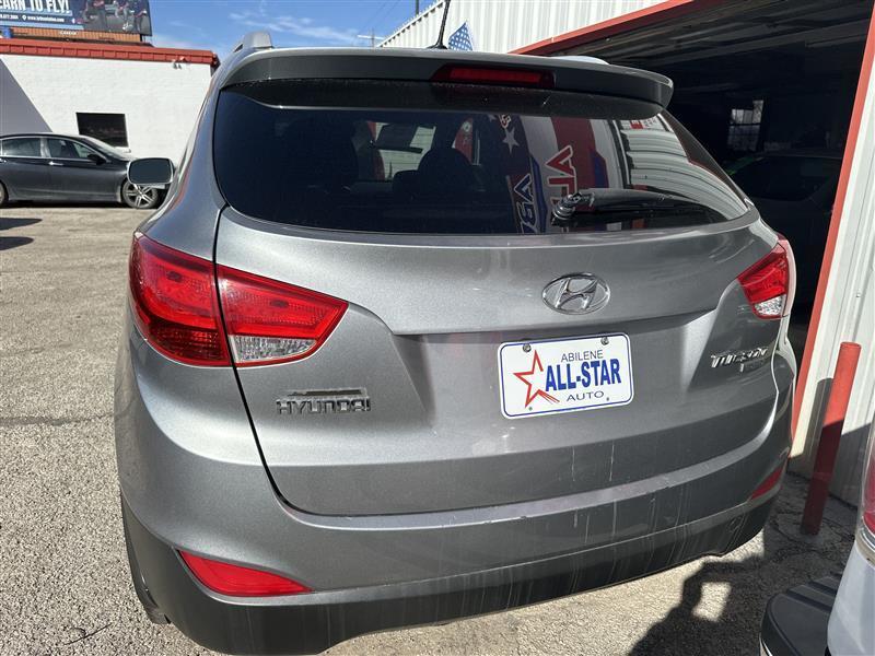 Hyundai Tucson FWD 4dr Auto Limited 2011