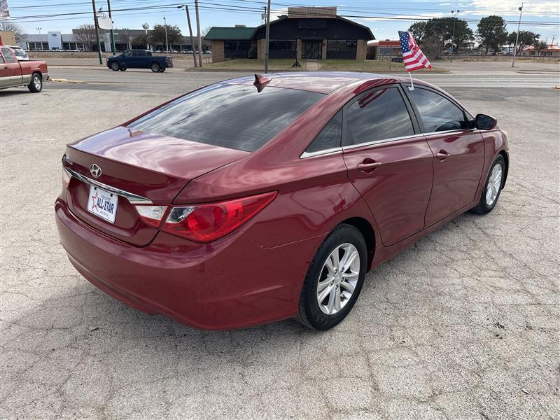 Hyundai Sonata 4dr Sdn 2.4L Auto GLS 2011