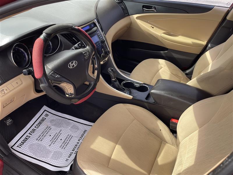 Hyundai Sonata 4dr Sdn 2.4L Auto GLS 2011