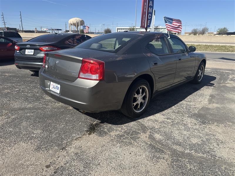 Dodge Charger 4dr Sdn SXT RWD 2010