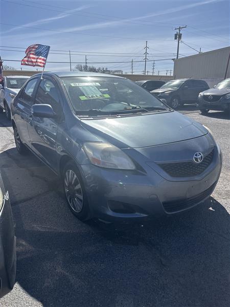 Toyota Yaris 4dr Sdn Auto (Natl) 2012