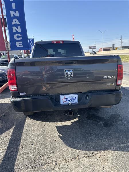 RAM 1500 Tradesman 4x4 Quad Cab 6'4" Box 2017