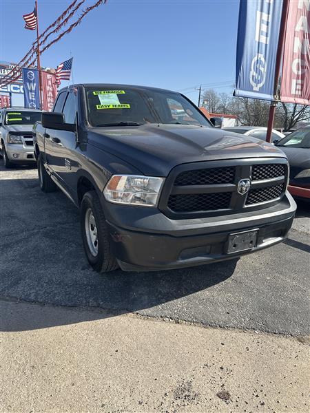 RAM 1500 Tradesman 4x4 Quad Cab 6'4" Box 2017