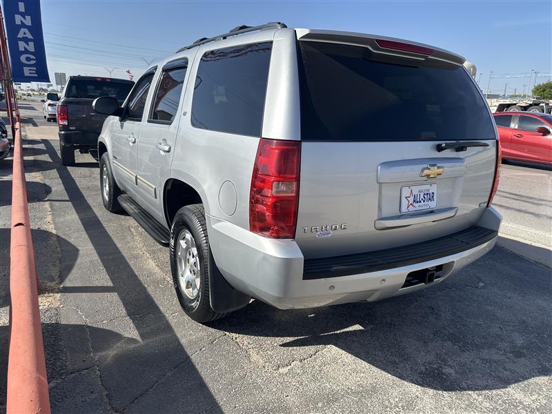 Chevrolet Tahoe 4WD 4dr 1500 LT 2011
