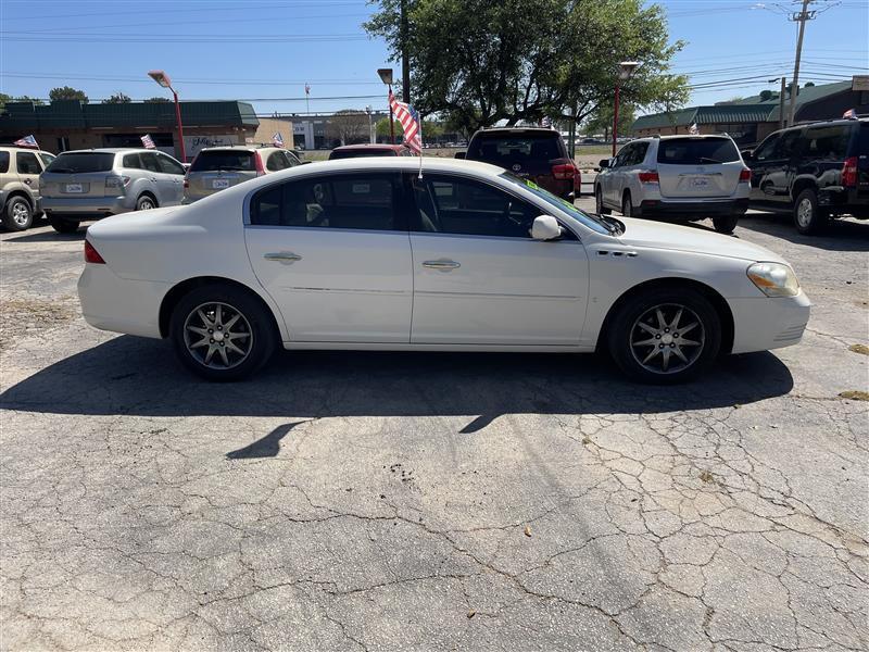 Buick Lucerne 4dr Sdn V6 CXL 2007