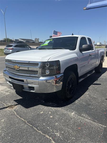 Chevrolet Silverado 1500 4WD Ext Cab 143.5" LT 2012