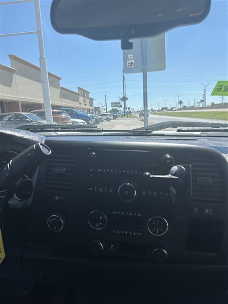 Chevrolet Silverado 1500 4WD Ext Cab 143.5" LT 2012