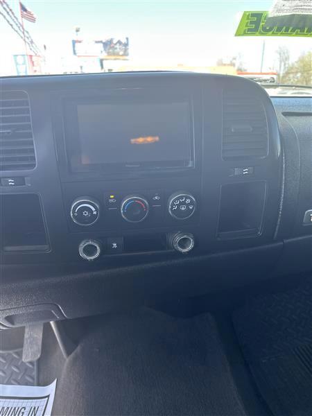 Chevrolet Silverado 1500 2WD Crew Cab 143.5" LT 2009