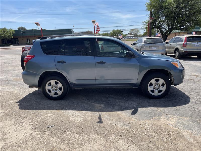 Toyota RAV4 4WD 4dr 4-cyl 4-Spd AT (Natl) 2010