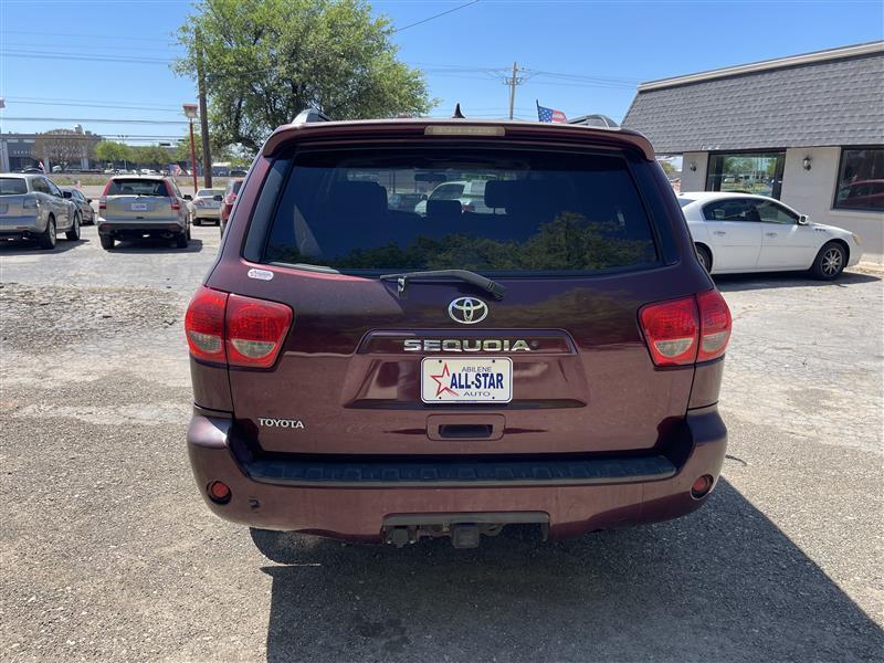 Toyota Sequoia RWD V8 6-Spd AT SR5 (Natl) 2010