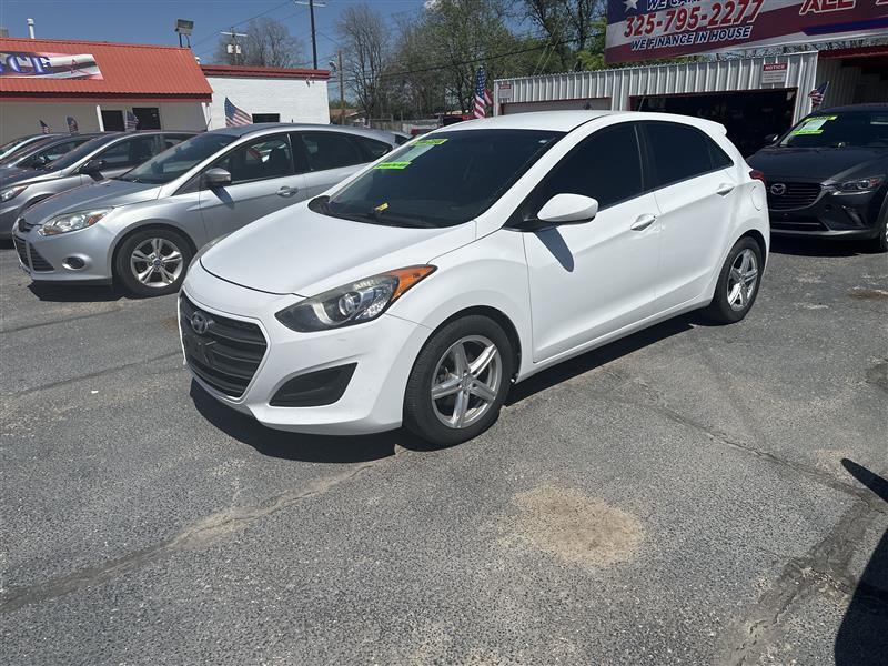 Hyundai Elantra GT Auto 2017