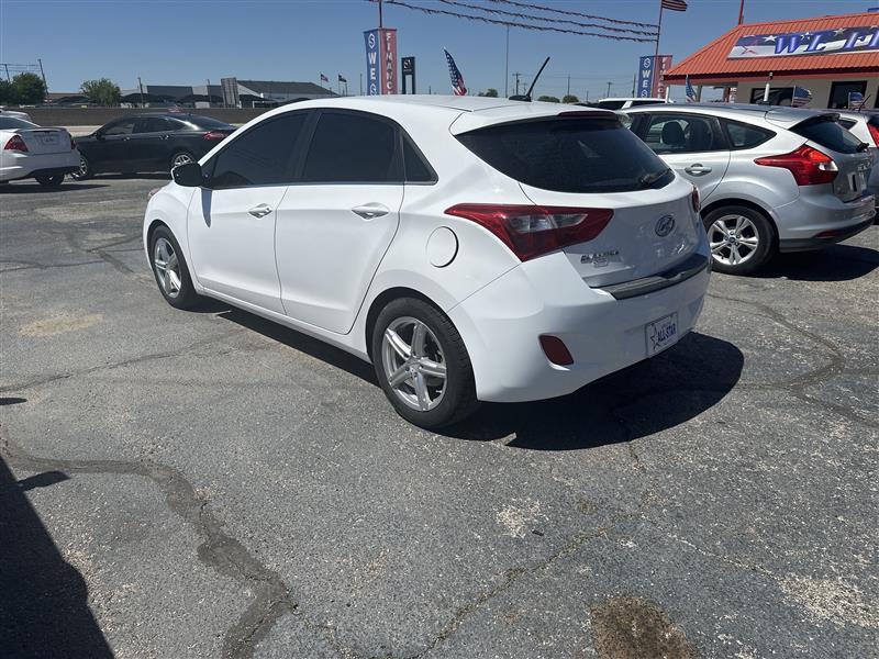 Hyundai Elantra GT Auto 2017