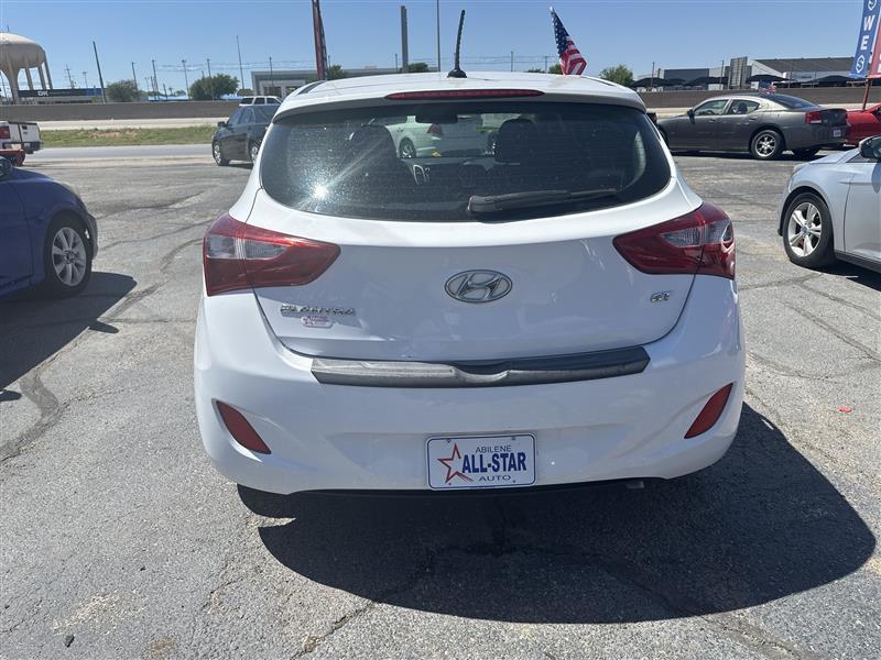 Hyundai Elantra GT Auto 2017
